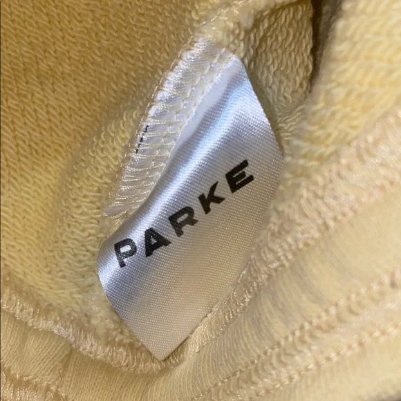 Parke Pale Yellow Women's terry cotton sweatshorts - Picture 4 of 10